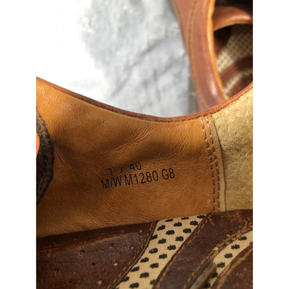 Born brown leather lace up shoes size 7 - Picture 2 of 4